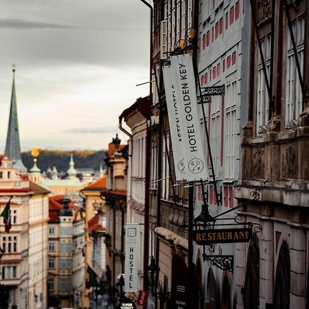 Hotel Golden Key Prague Castle Экстерьер фото